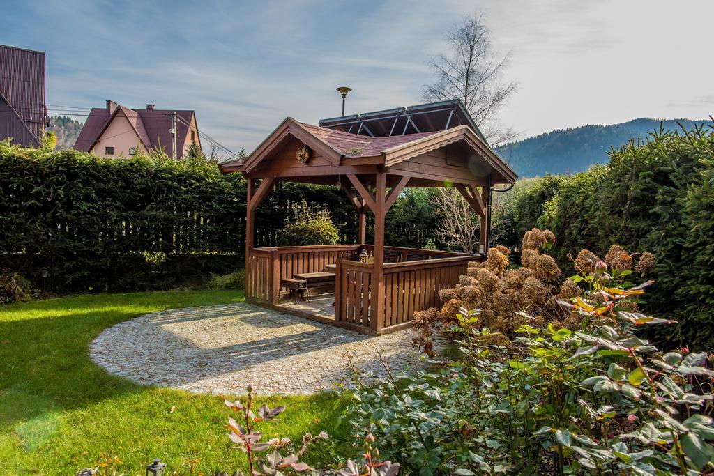 Willa Nad Popradem Bed & Breakfast Piwniczna-Zdroj Luaran gambar