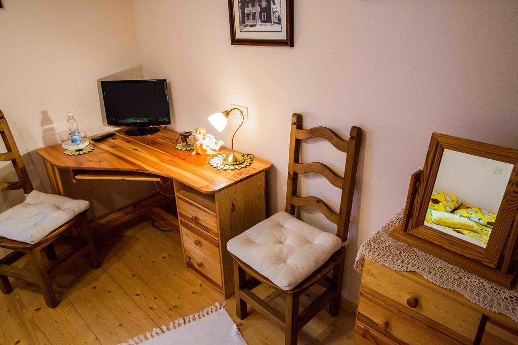 Willa Nad Popradem Bed & Breakfast Piwniczna-Zdroj Luaran gambar