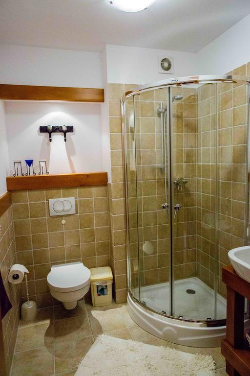 Willa Nad Popradem Bed & Breakfast Piwniczna-Zdroj Luaran gambar