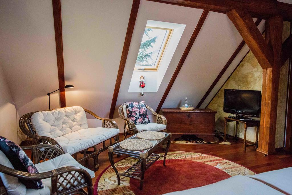 Willa Nad Popradem Bed & Breakfast Piwniczna-Zdroj Luaran gambar