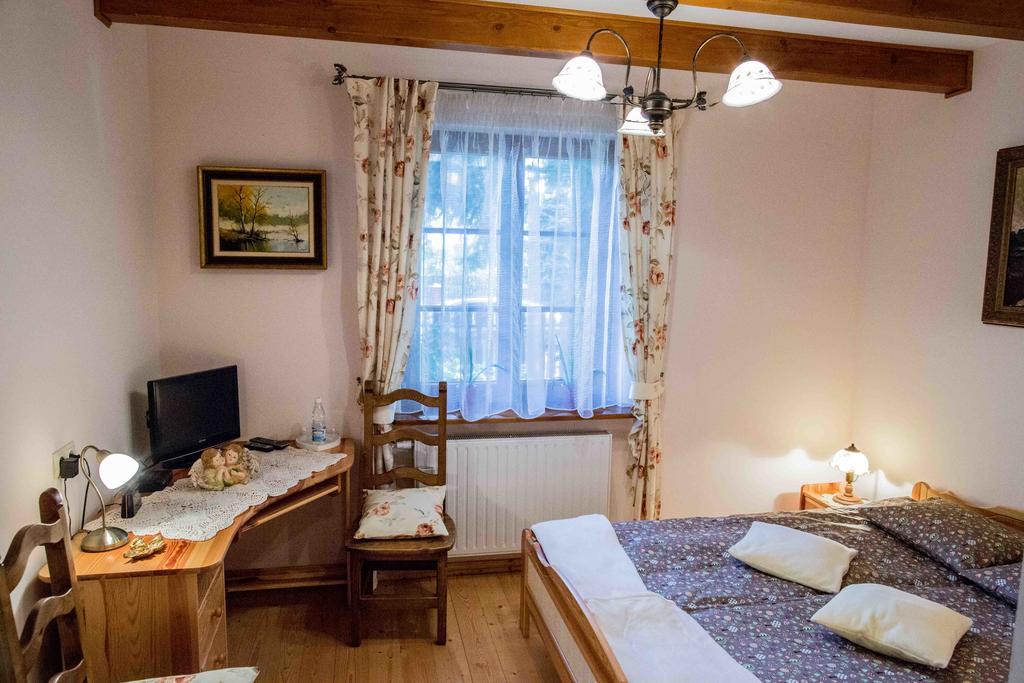 Willa Nad Popradem Bed & Breakfast Piwniczna-Zdroj Luaran gambar